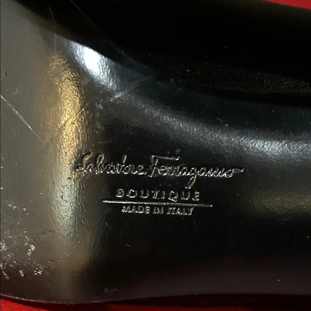 Salvatore Ferragamo Black Bow Satin Heels Sleek Design 9.5 C